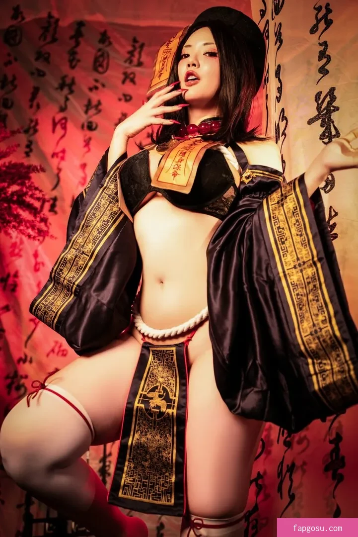 Ying Tze