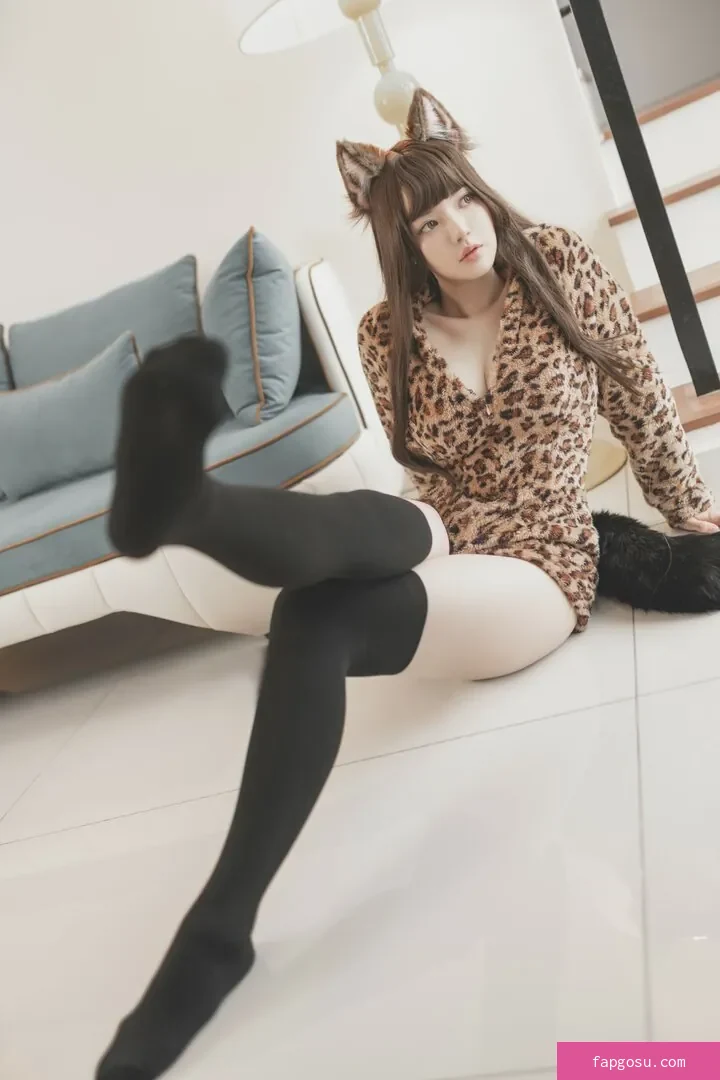 Ying Tze