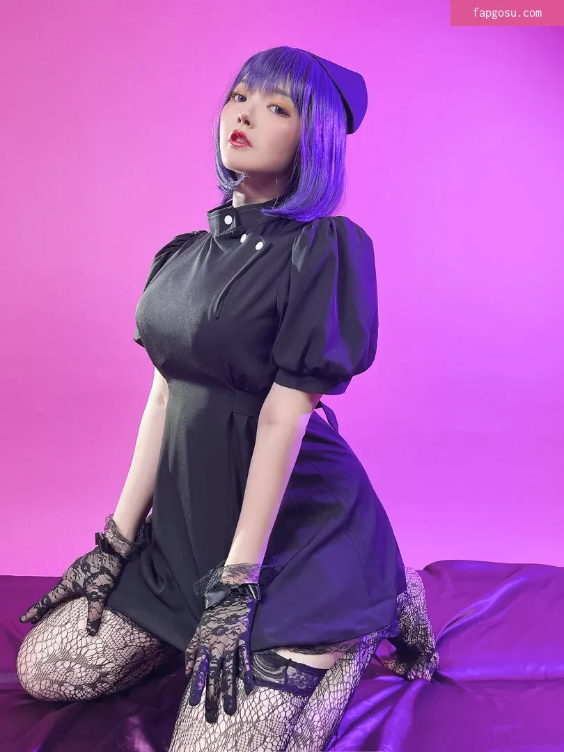 Ying Tze