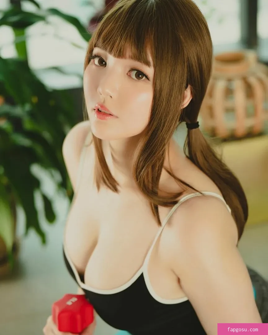 Ying Tze