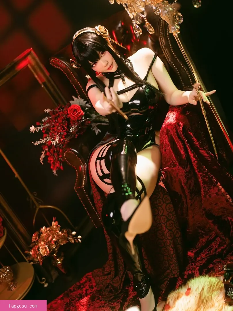 Ying Tze