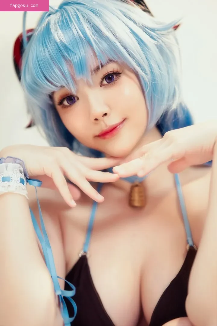 Ying Tze