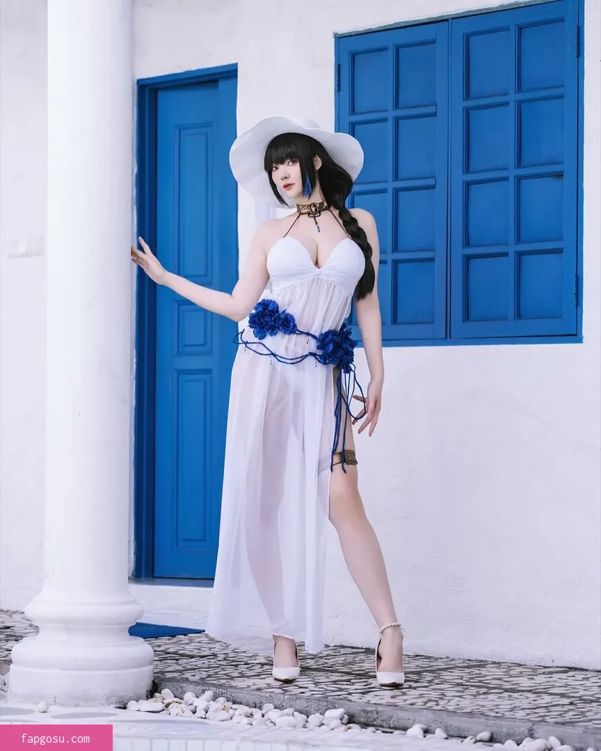 Ying Tze