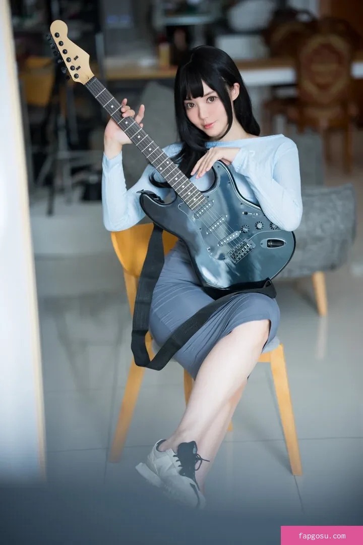 Ying Tze