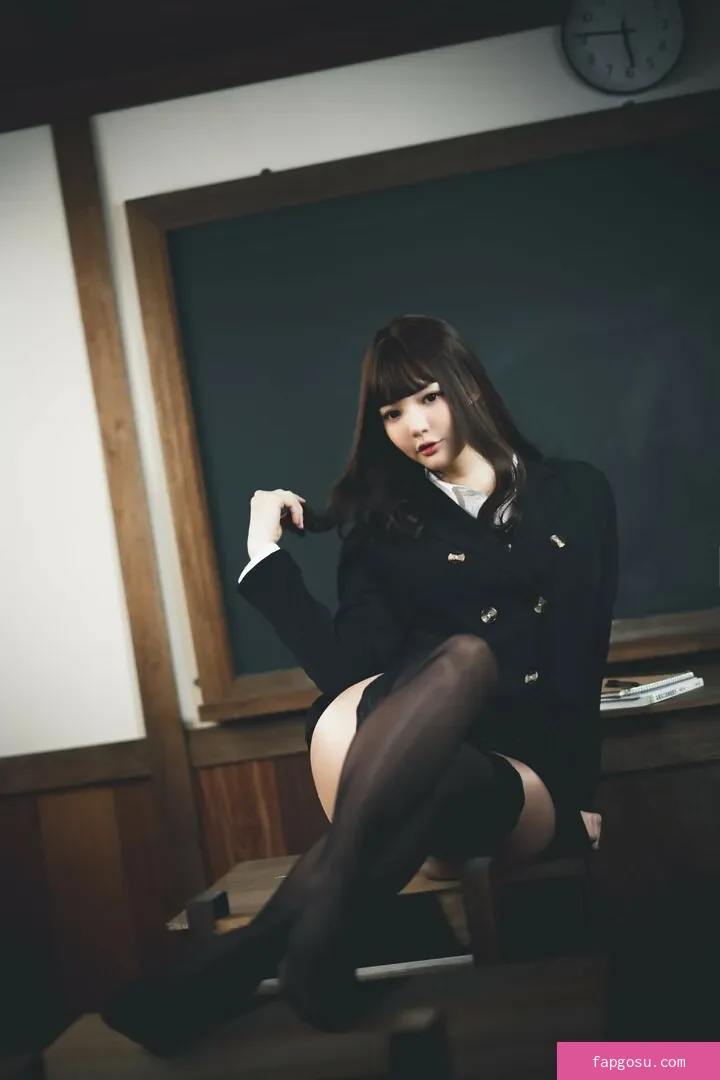 Ying Tze