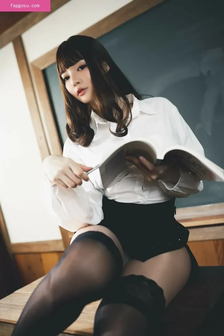 Ying Tze
