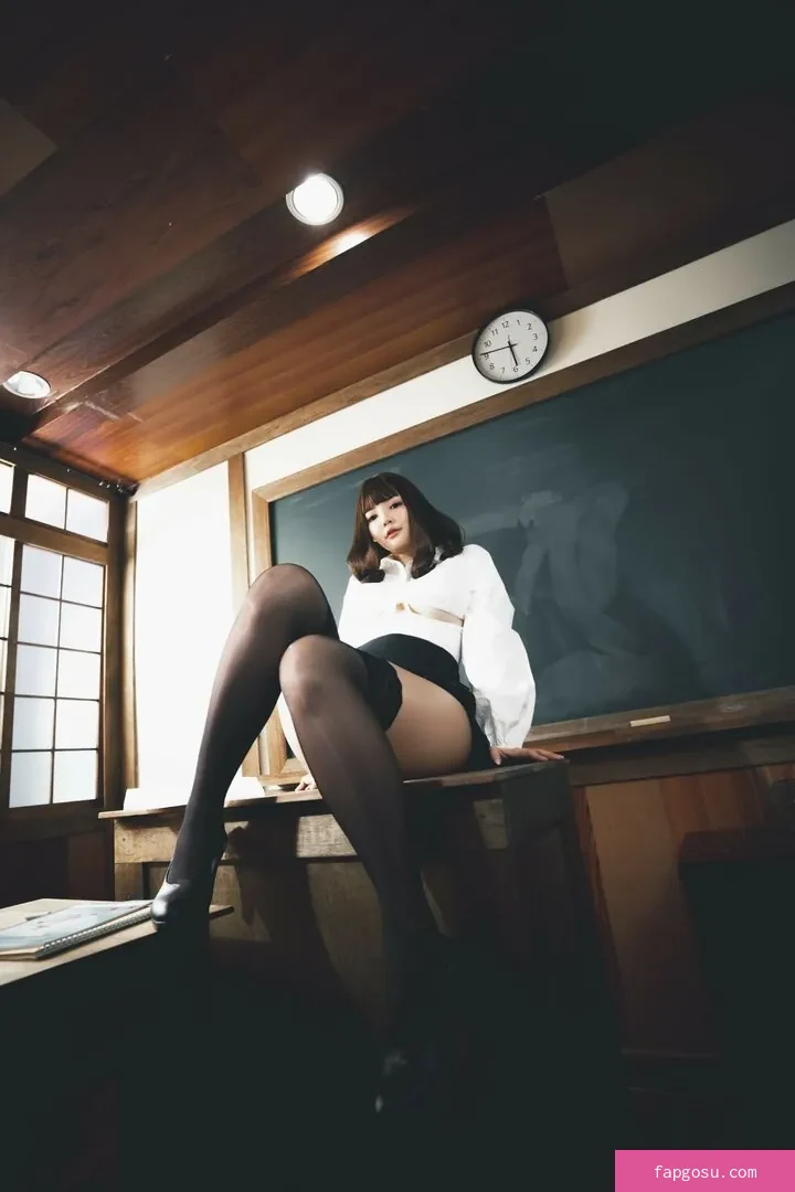 Ying Tze