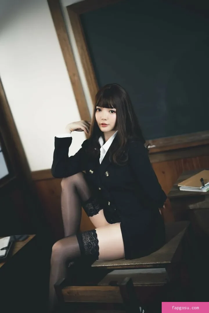 Ying Tze