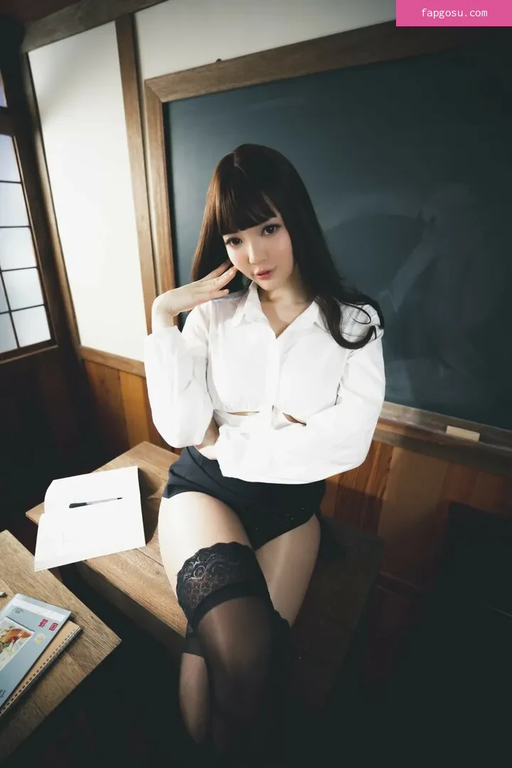 Ying Tze