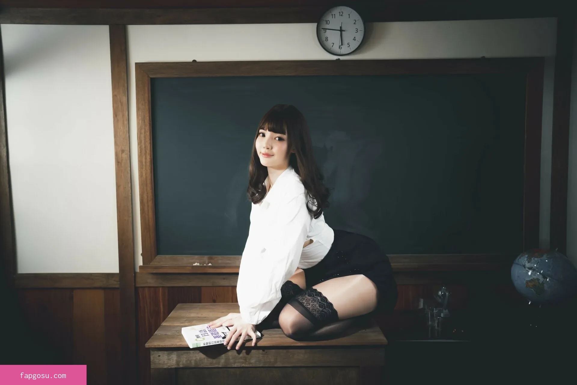 Ying Tze
