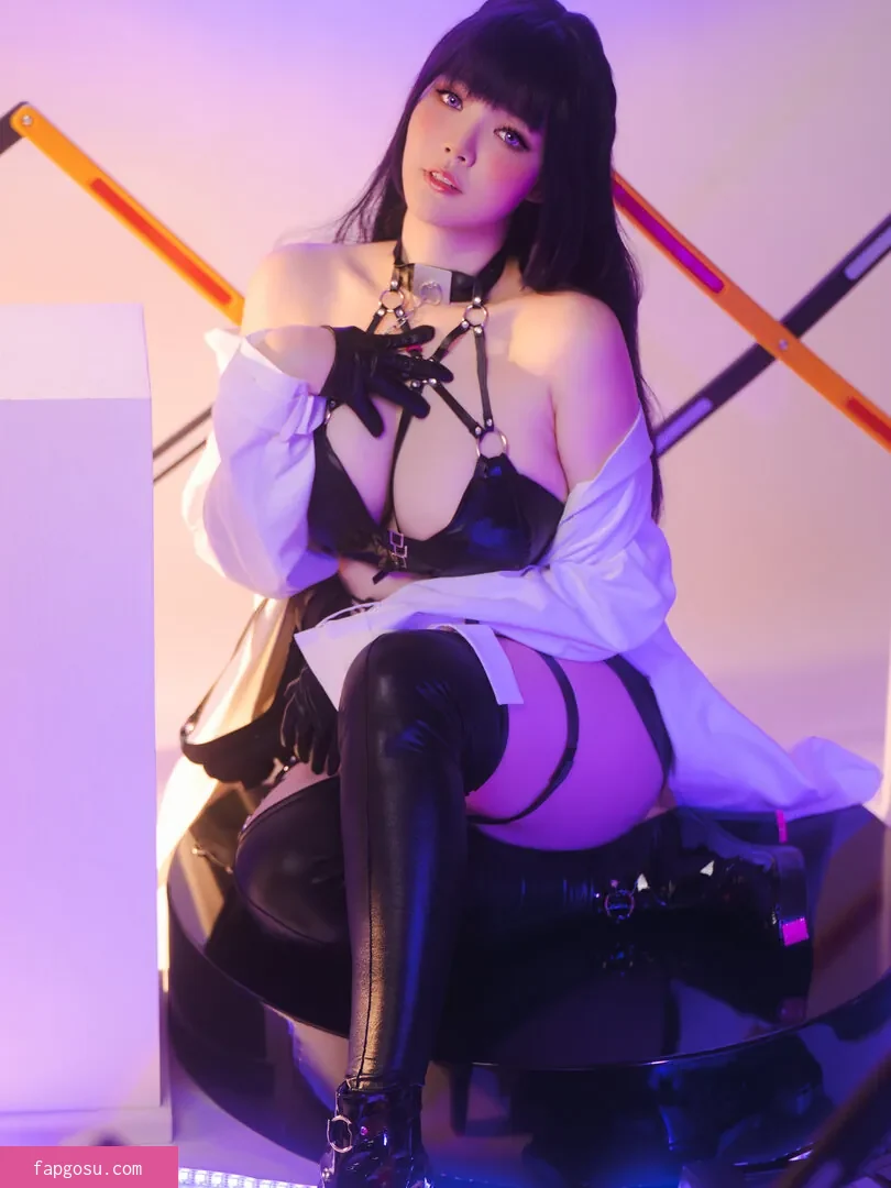 Ying Tze