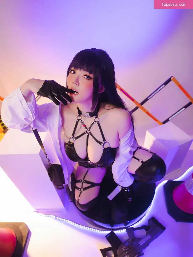 Ying Tze