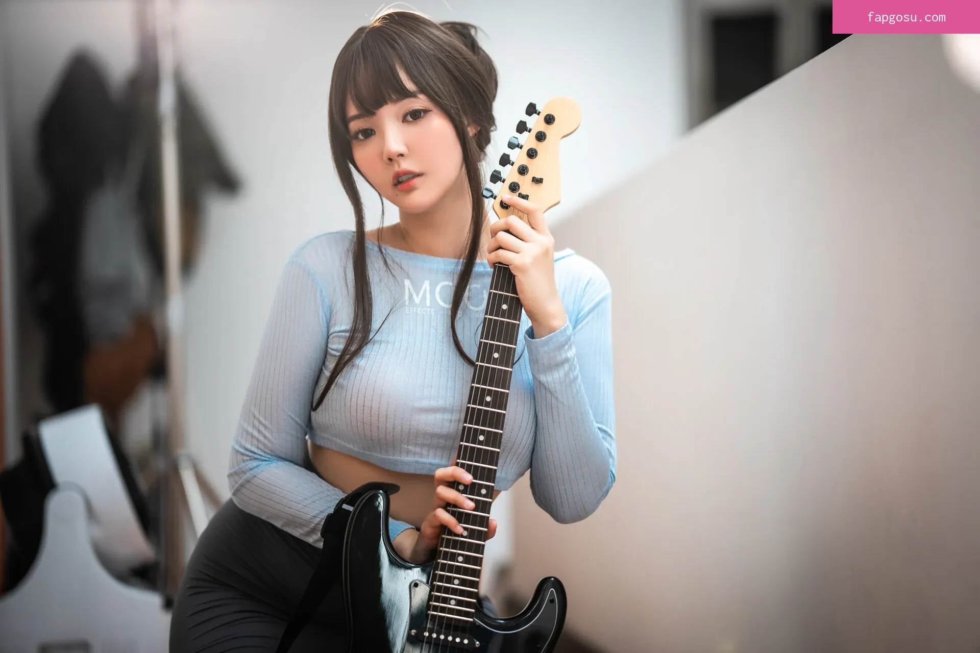 Ying Tze