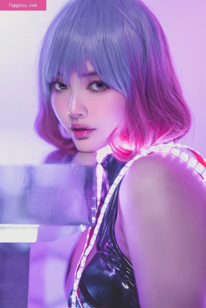 Ying Tze