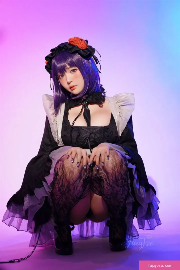 Ying Tze