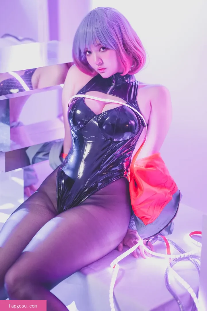 Ying Tze