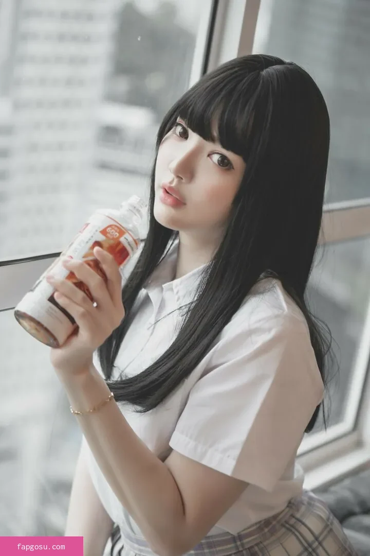 Ying Tze