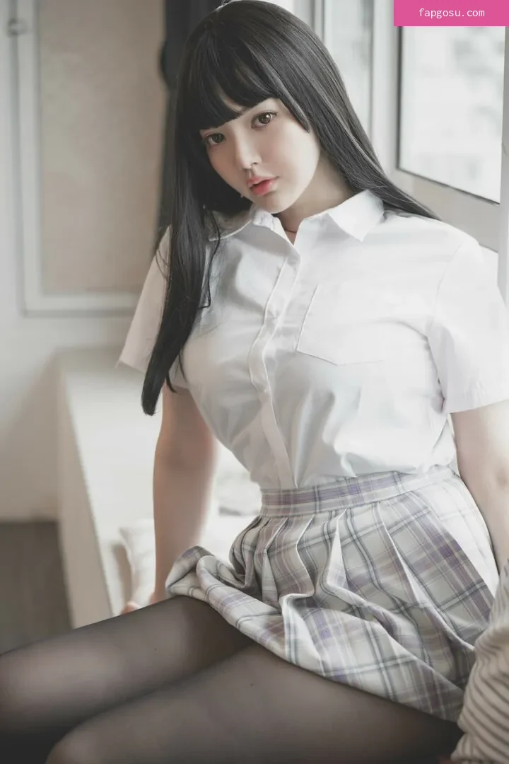 Ying Tze