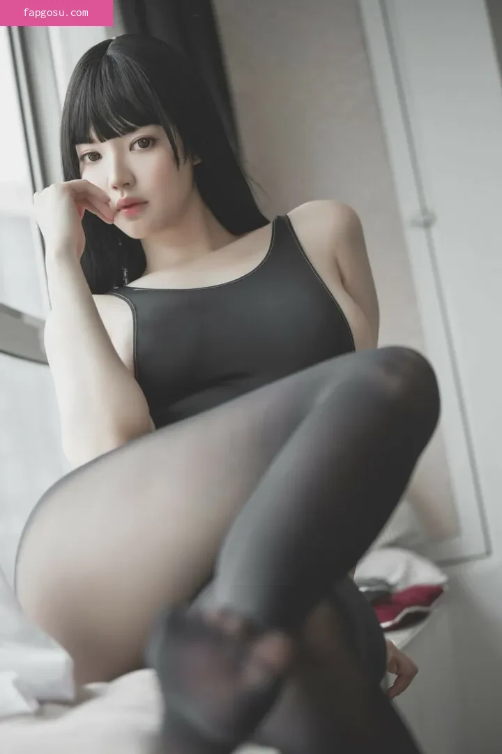 Ying Tze