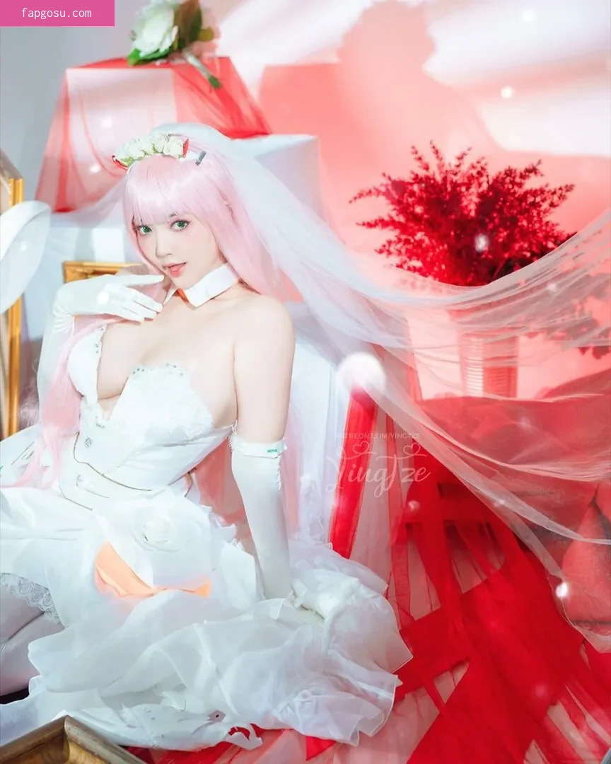 Ying Tze