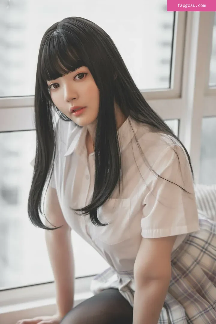 Ying Tze
