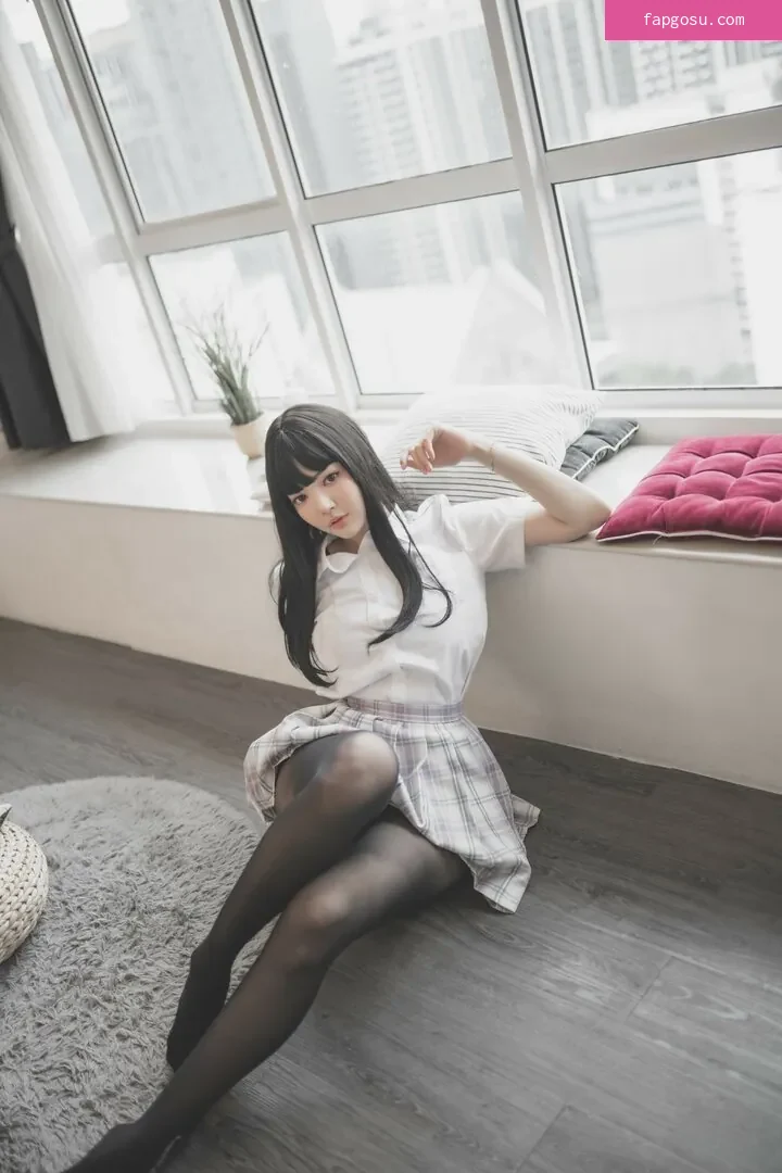 Ying Tze