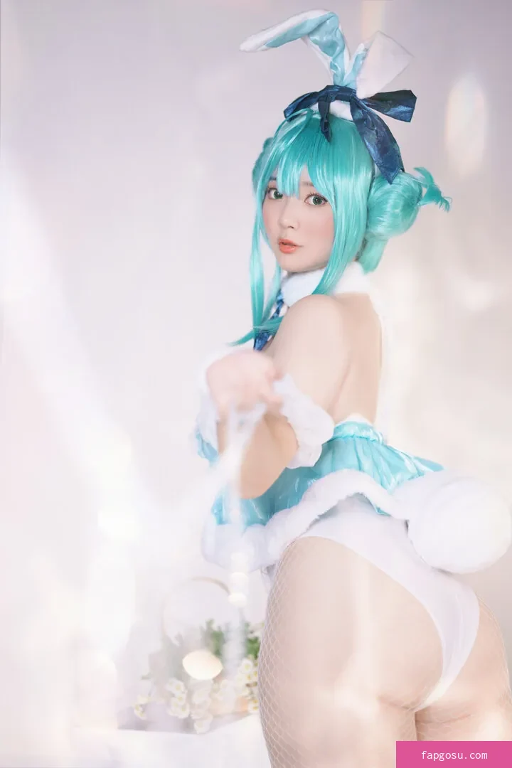 Ying Tze