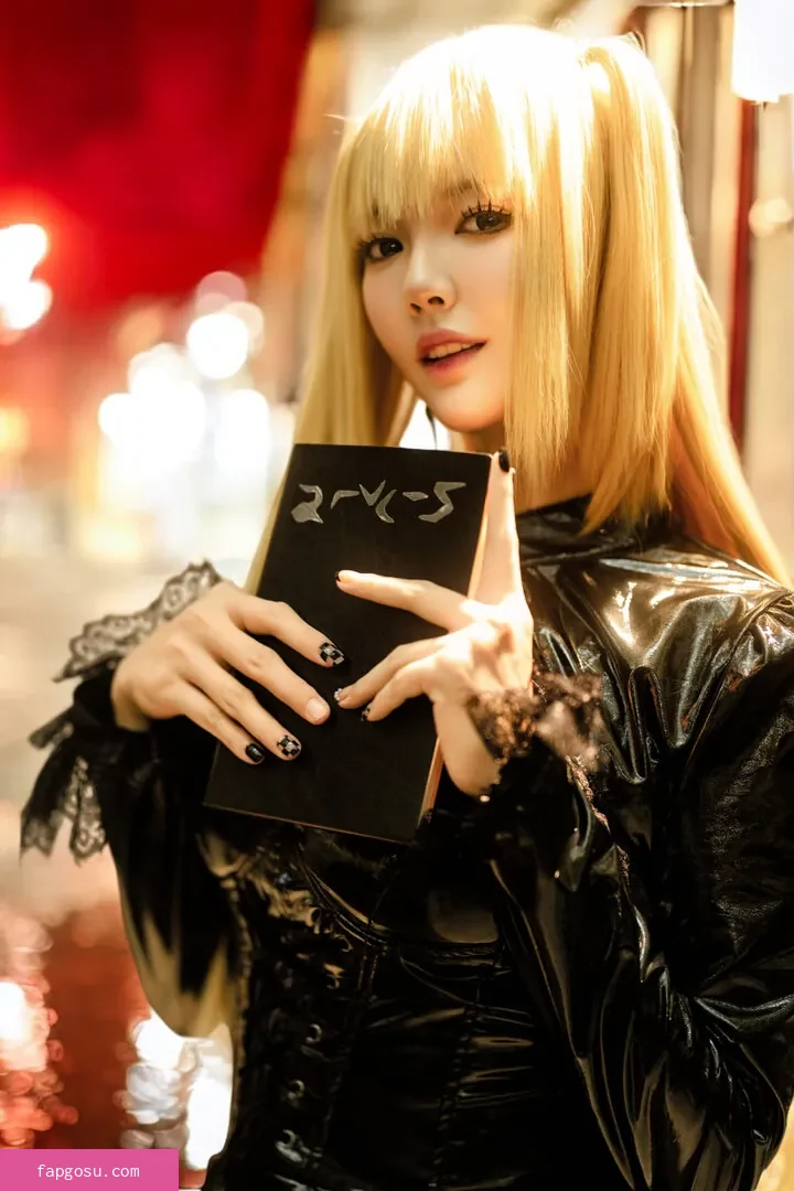 Ying Tze