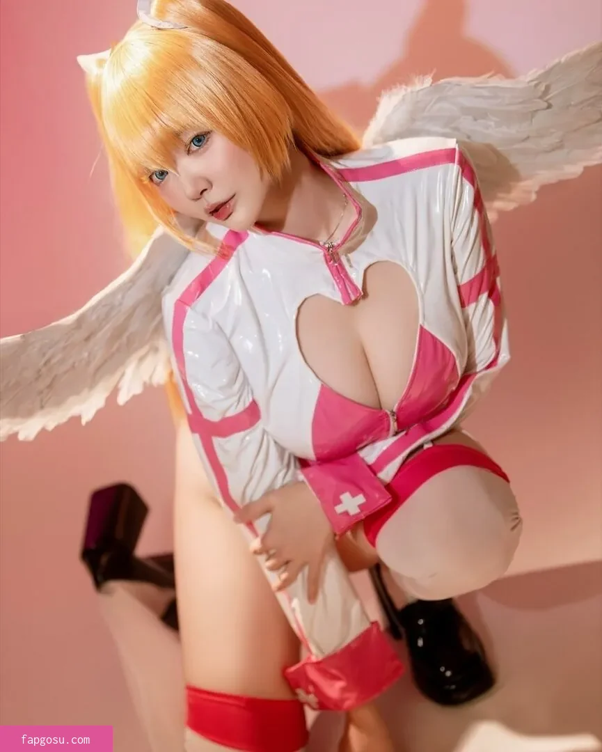 Ying Tze