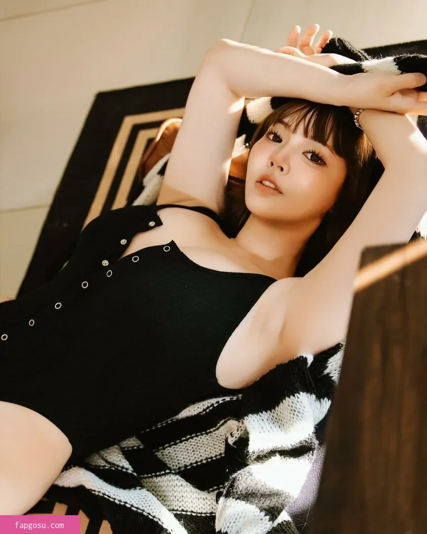 Ying Tze