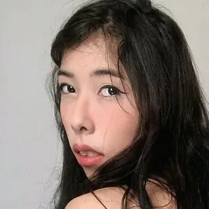 yunashiro_