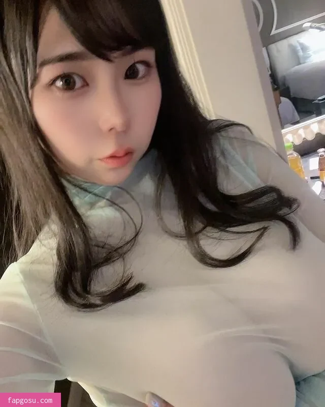 Yuria Yoshine