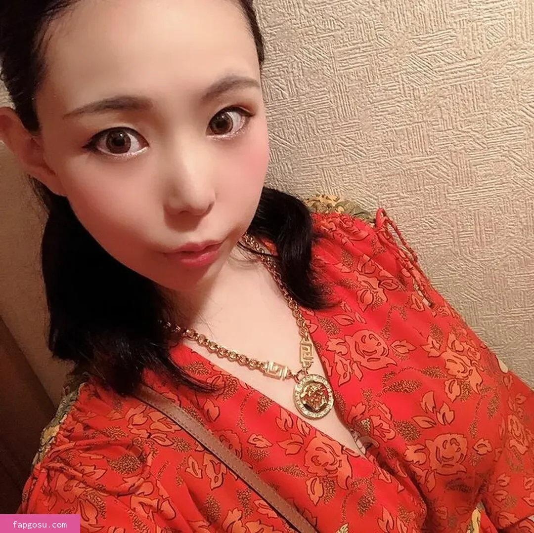 Yuria Yoshine