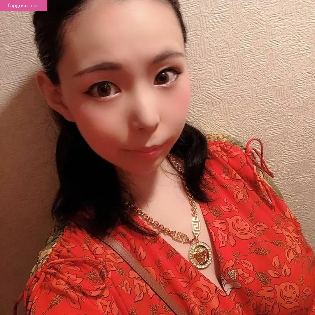 Yuria Yoshine