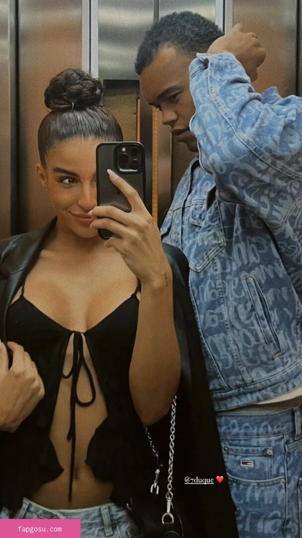 Zoe Bayona