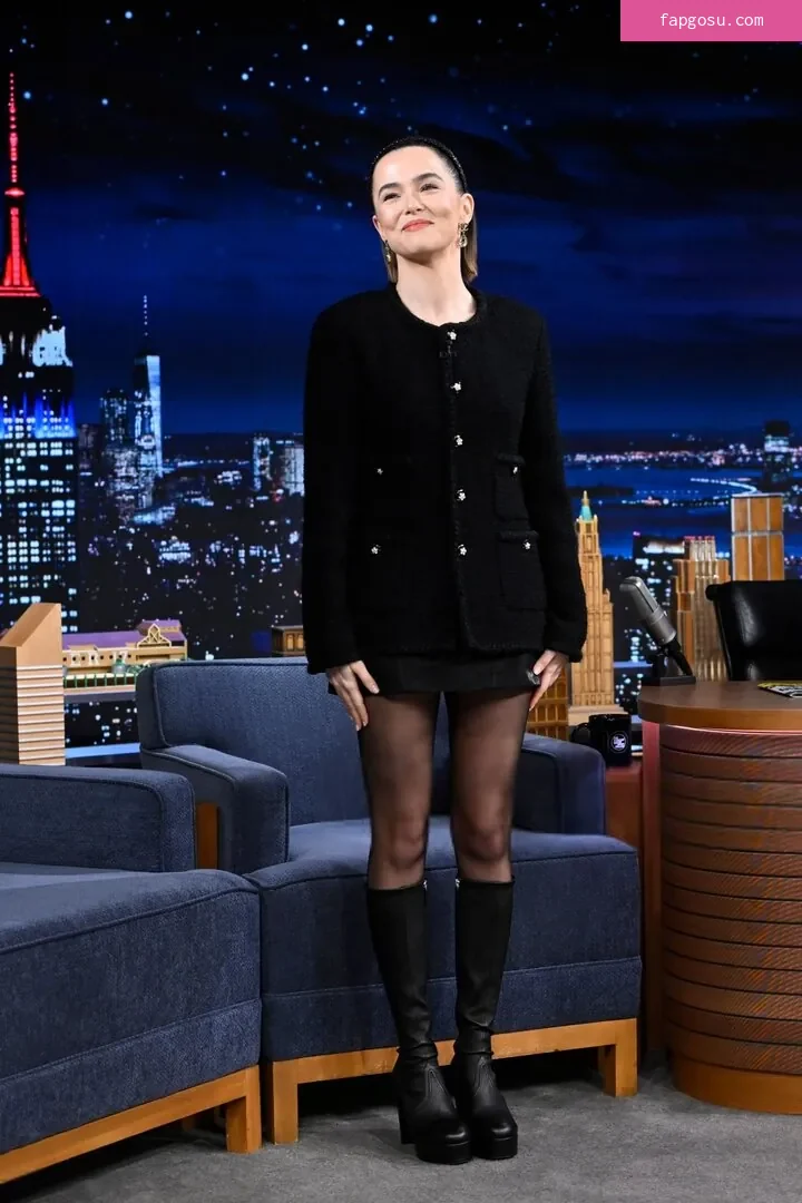 Zoey Deutch