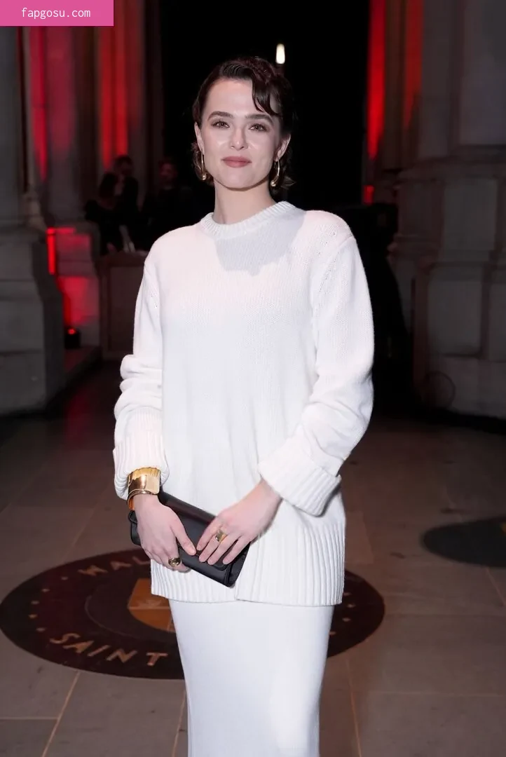 Zoey Deutch