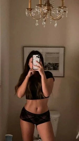 Zoe Fergurson content