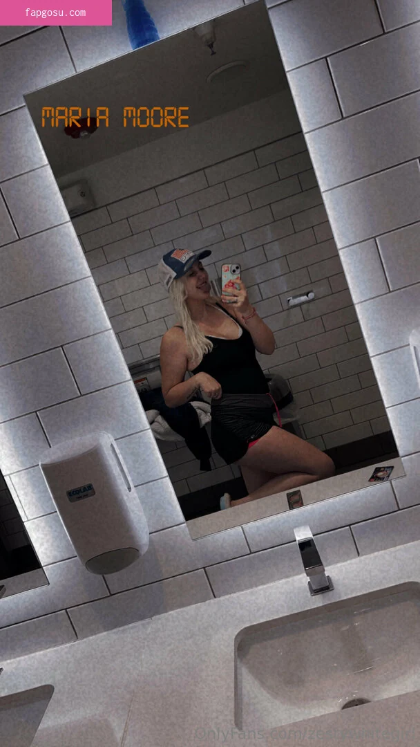 Zestywhitegirl/Maria Moore