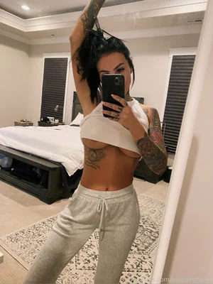 Zahra Schreiber content