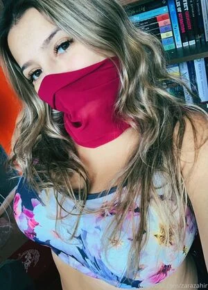 Zara Zahir content